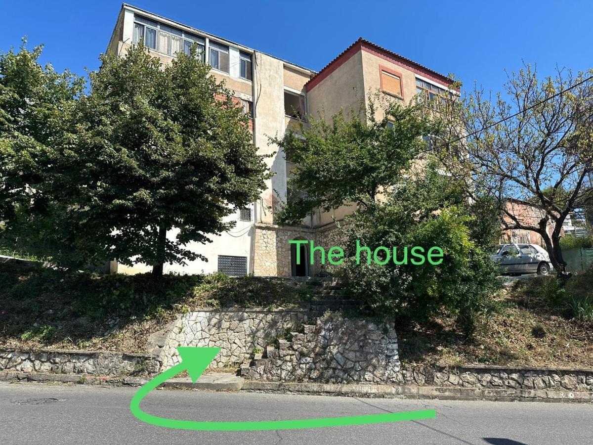 Hoxha House Hotel Krujë Exterior foto